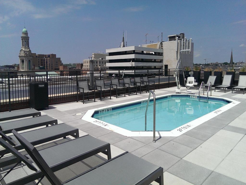 Global Luxury Suites At Thomas Circle Вашингтон Экстерьер фото