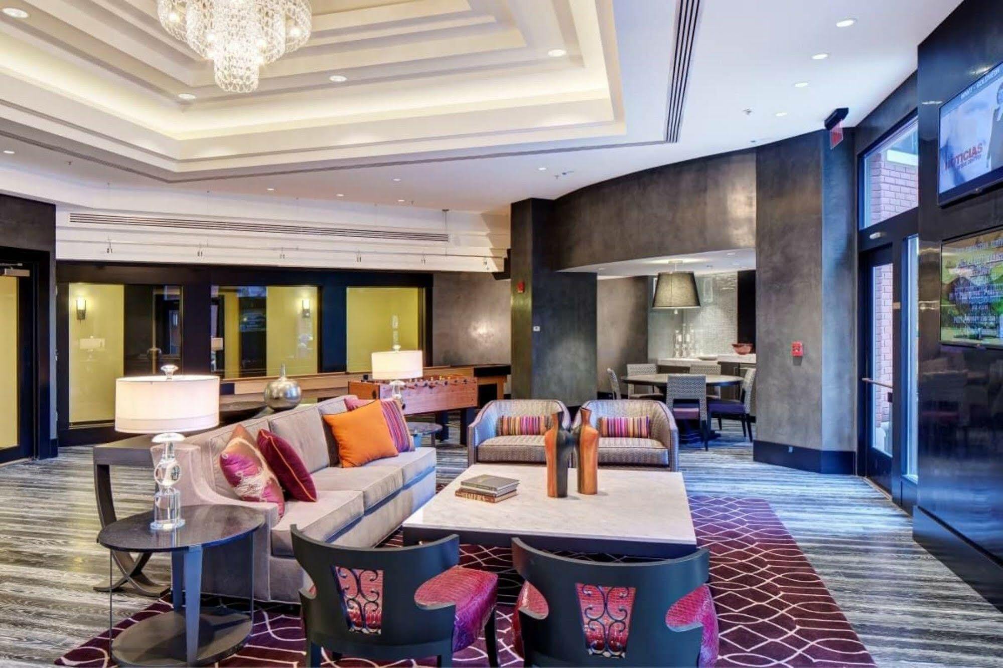 Global Luxury Suites At Thomas Circle Вашингтон Экстерьер фото