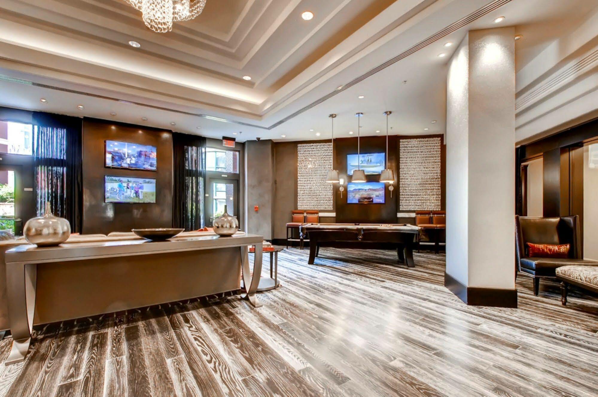 Global Luxury Suites At Thomas Circle Вашингтон Экстерьер фото