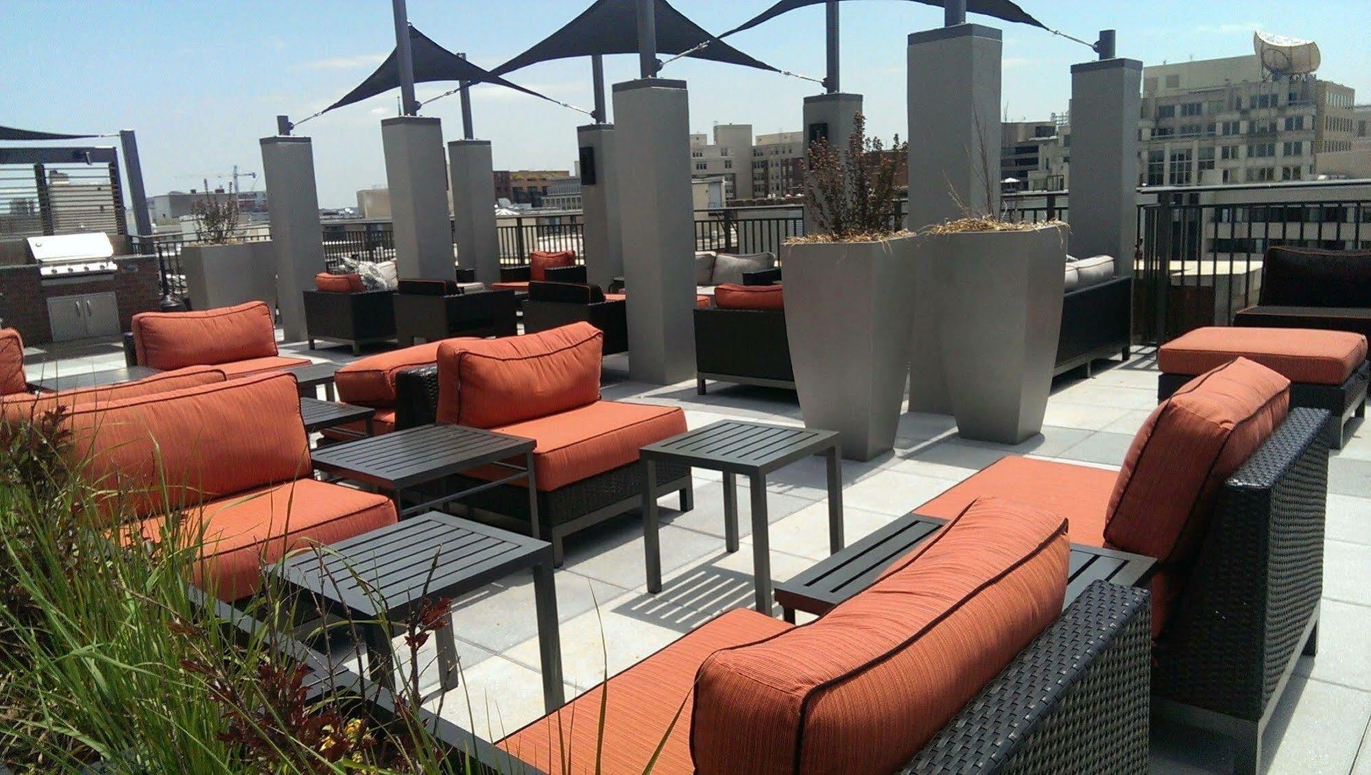 Global Luxury Suites At Thomas Circle Вашингтон Экстерьер фото